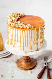 Caramel Popcorn Drizzle Cake Recipe