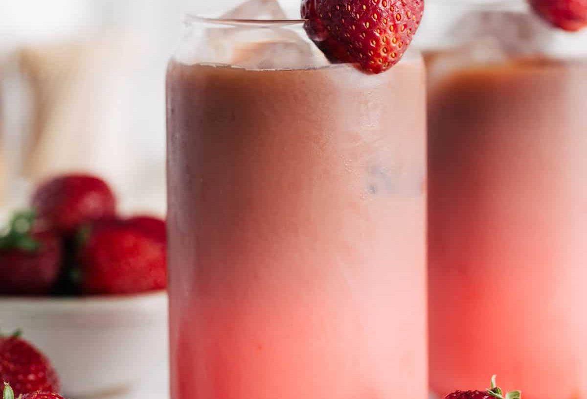 Pink Strawberry Latte Recipe