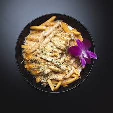 Creamy Alfredo Truffle Fries Recipe